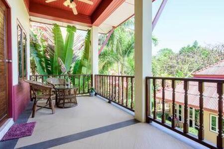 Курортный комплекс Palm Village Rawai